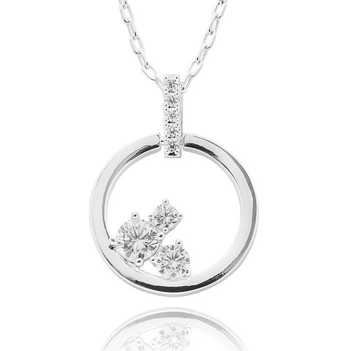 Eternal Chic Sparkle Silver Plated Necklace